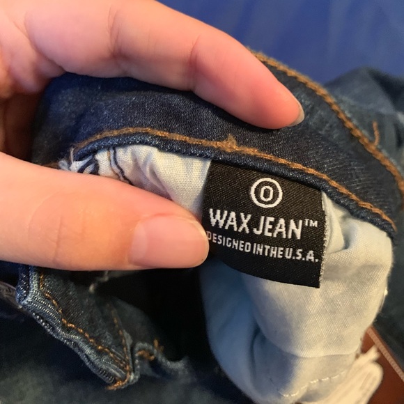 Dark Wash Ripped Distressed Skinny Jeans - Picture 3 of 3